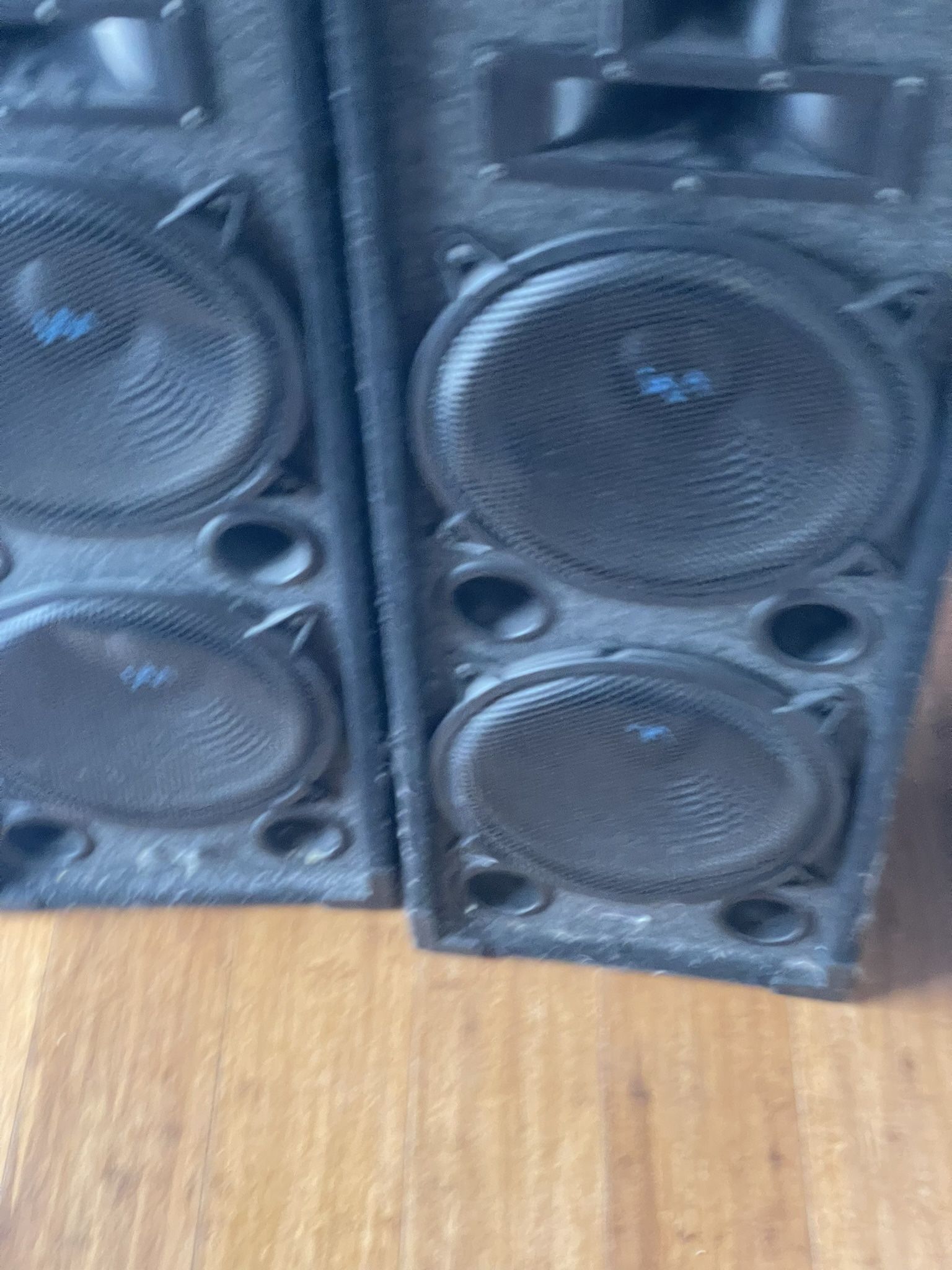 600 Watts Speaker