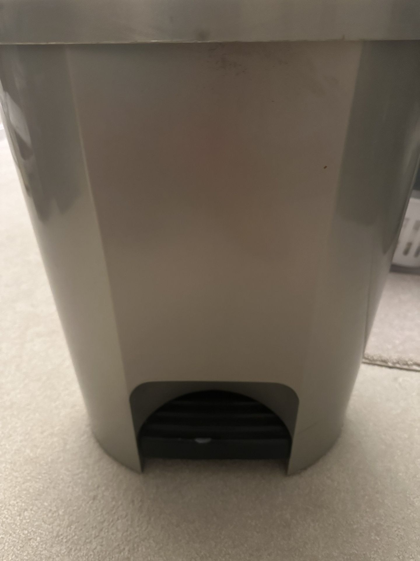UMBRA trash can