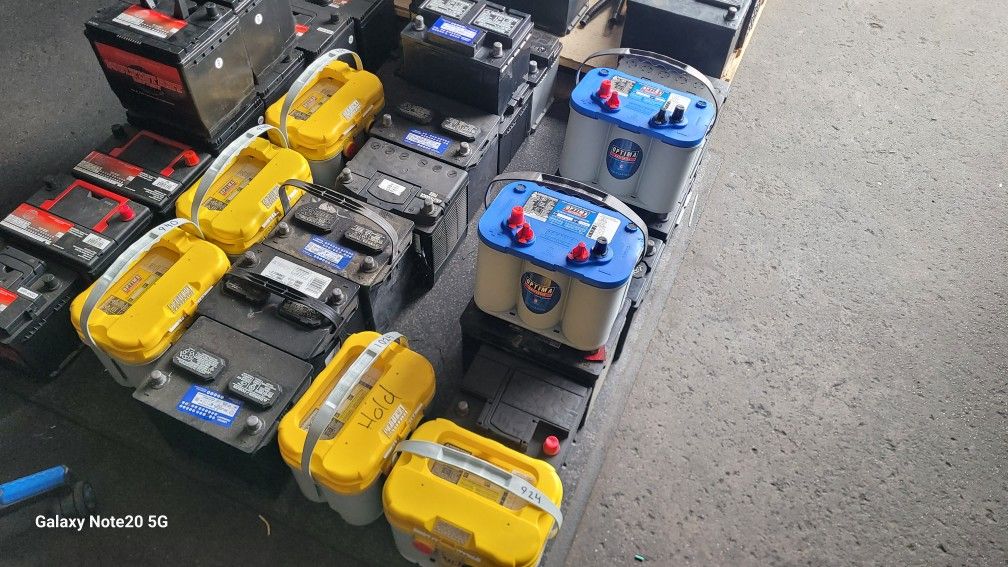 Car Batteries 24f H5 34 78 65 48 49 47 H6 H7 51r 94r 86 H8 H9 Truck SUV And Car Battery with Warranty. FIRM Price is $59.99 Bateria Carro Car Battery