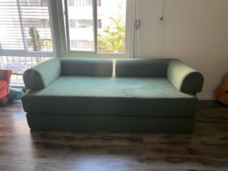 Modular couch/ bed!