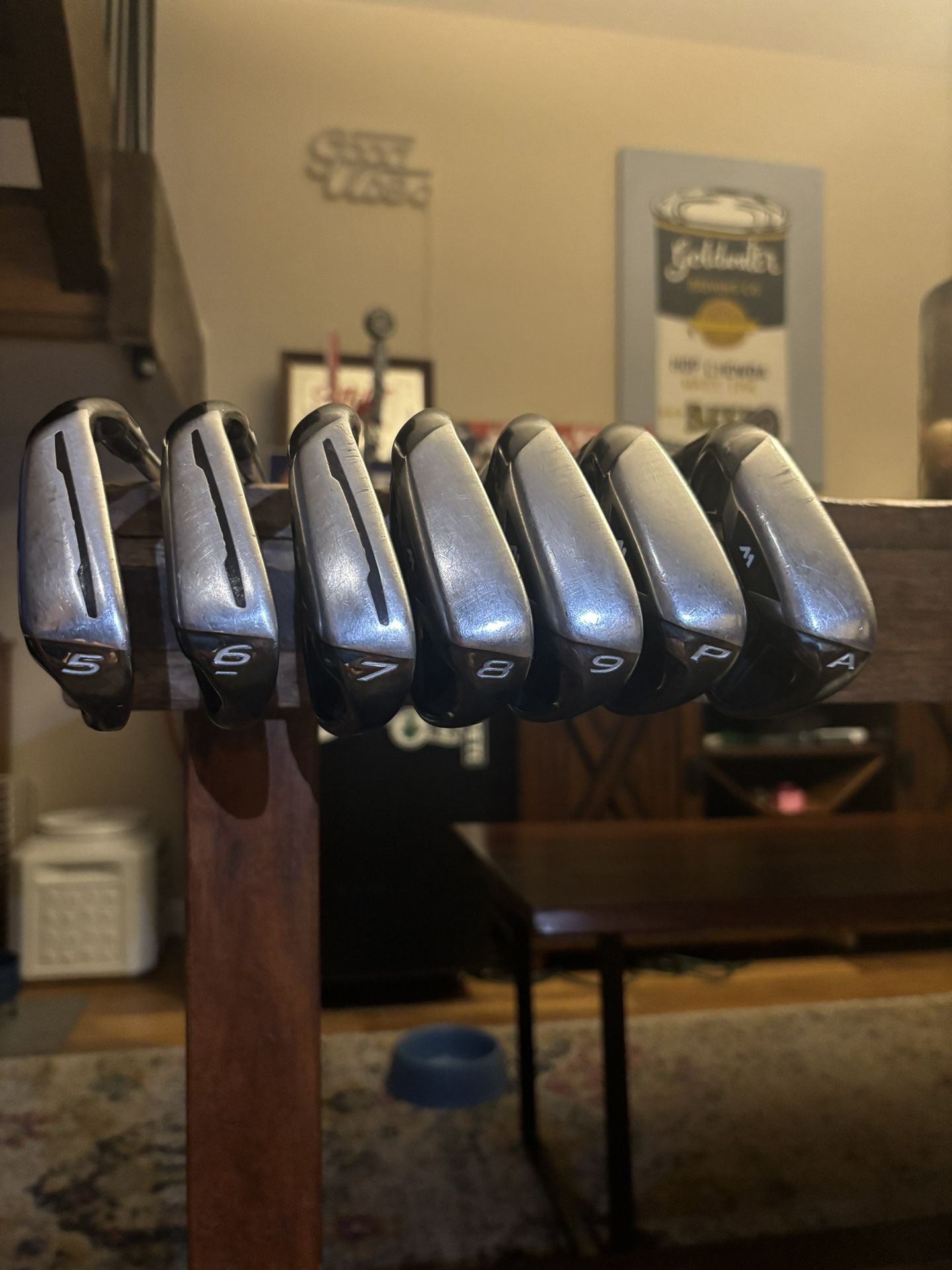 TaylorMade M2 Irons 5-P & AW LH