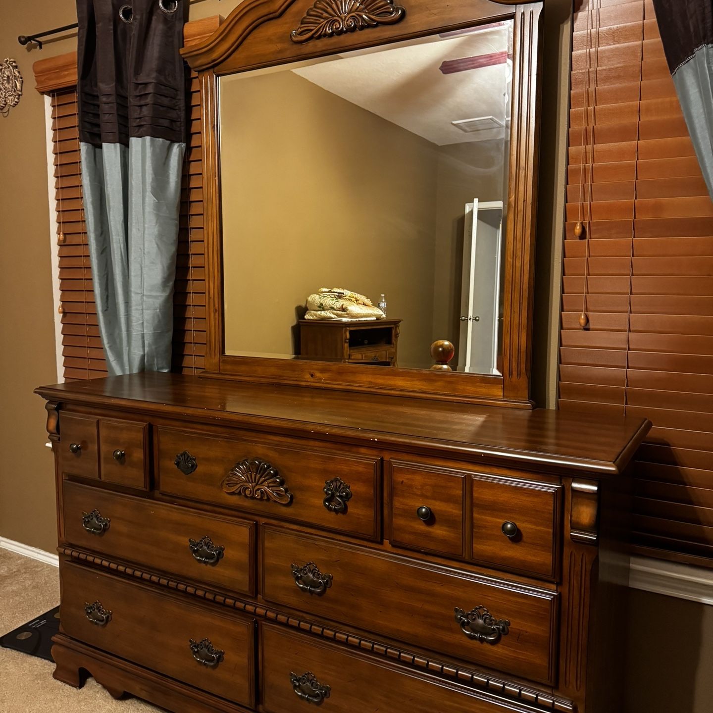 Dresser With Mirror And Chest