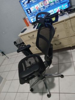 Gaming chair