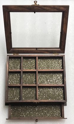 Jewelry storage