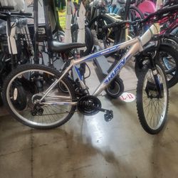 Huffy  26,,Mountain Bike Brand New 