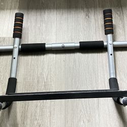 Pull Up Bar