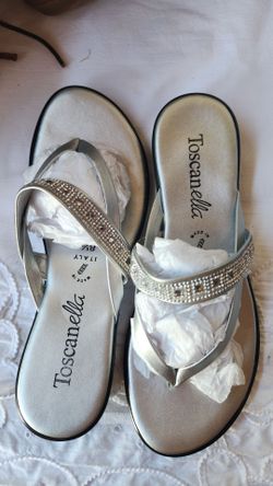 Women's sandals size 8 1/2
