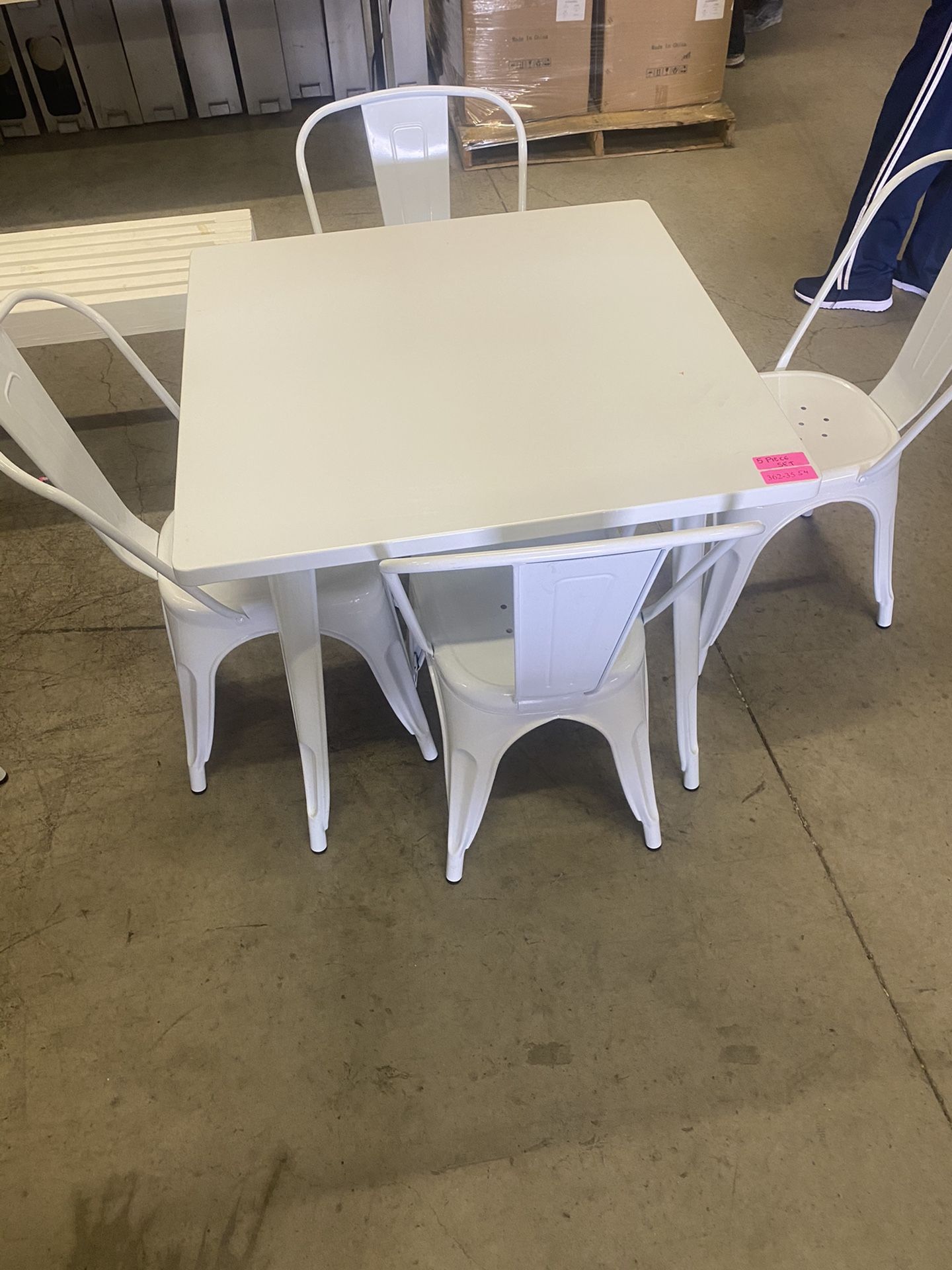 Table And Chairs New (metal )