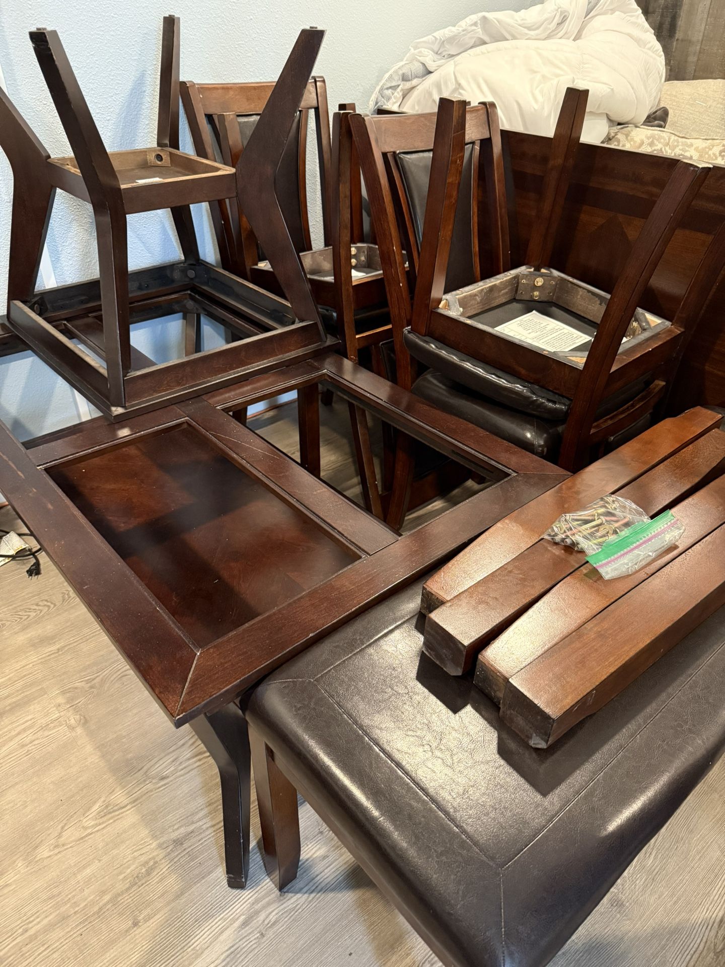 Dinner Table And Center Table Set Complete 