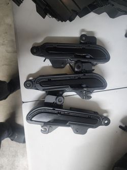 Tesla handles