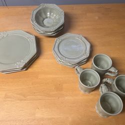 JCPenny Plate, Bowl, Mug Set