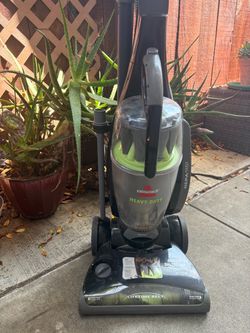 Bissell Heavy Duty Vacum