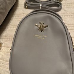 Alida Piju Small Backpack Gray