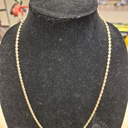 14k Yellow Gold Helix Style Necklace 24"