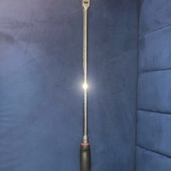 New Snap-on™ 3/8" drive 19" Red Extra Long Locking Flex Head Ratchet FHLLX80