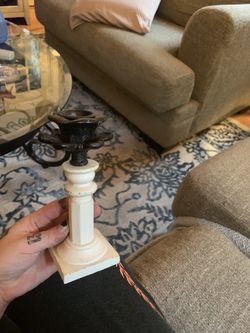 Candle holder