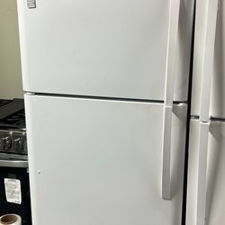 Kenmore 18 Cu Ft Top Freezer Refrigerator Apartment Size 