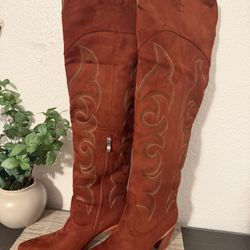 Cowgirl Boots Size 9.5 ✨new