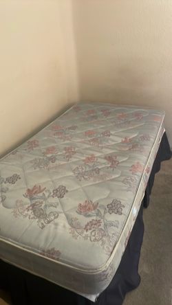 Super twin bed
