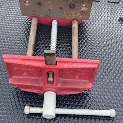 Bench Mount Vise #178 USA 7" Jaws Opens 8"