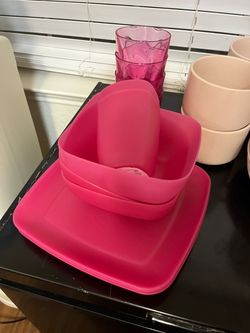 Pink dishes