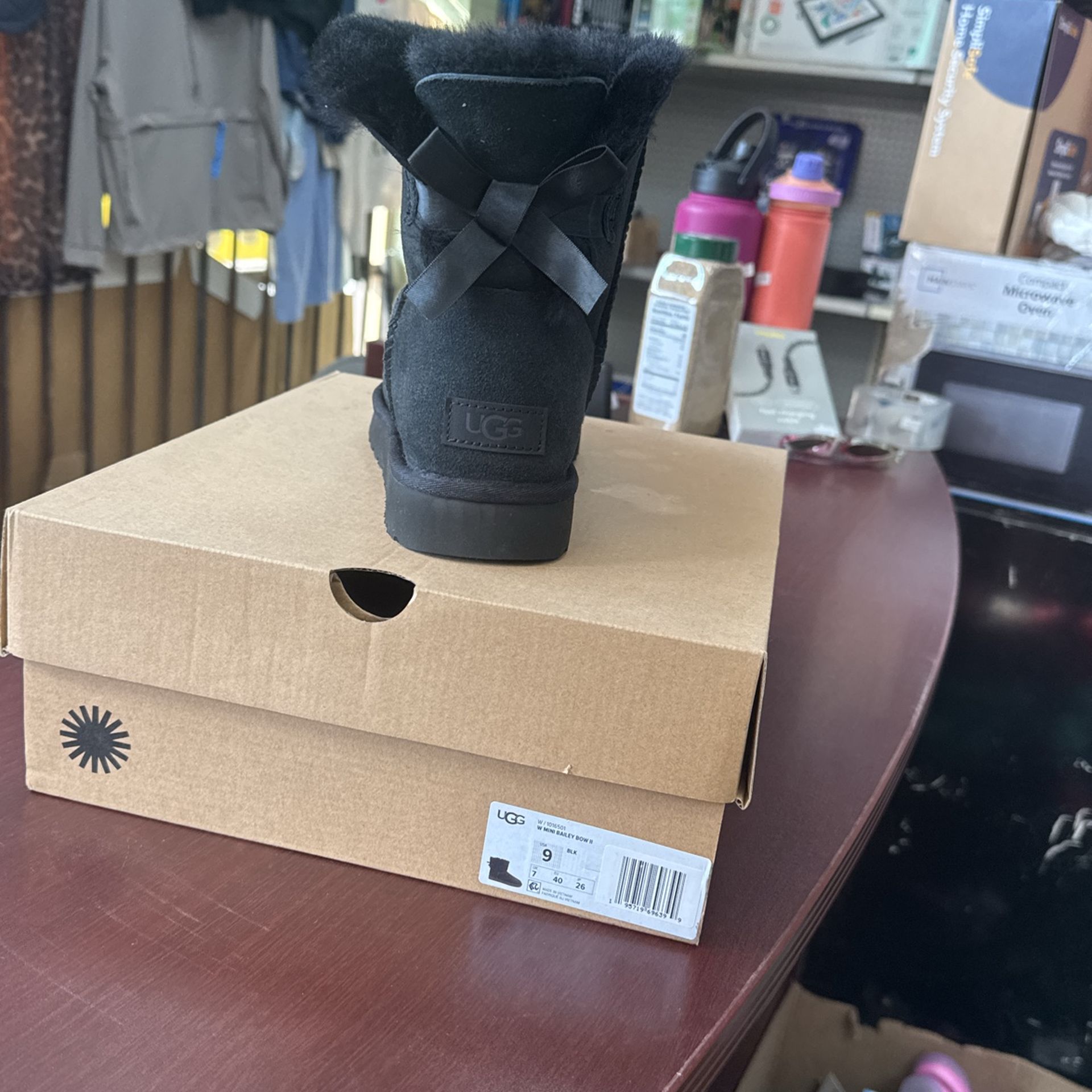 UGG Black Size 9 $89