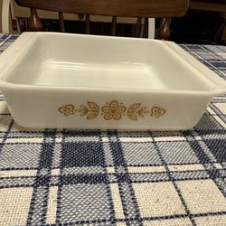 Vintage Pyrex # 992 Butterfly Gold  Baking Dish