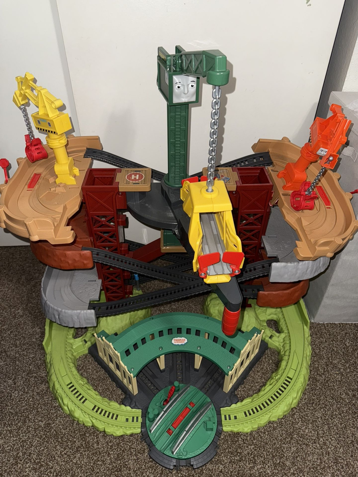 Thomas And Friends Super Tower