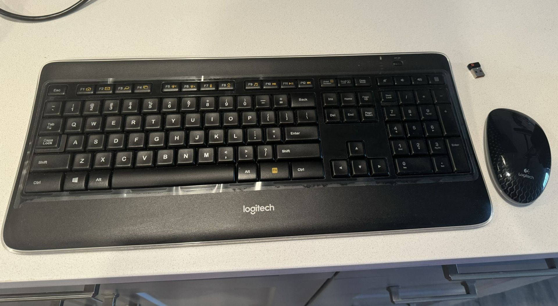 Logitech 82 K830 Illuminated Keyboard And Wireless Mouse- Black