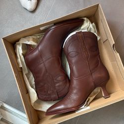 Brand New Dolce Vita Chocolate Boots