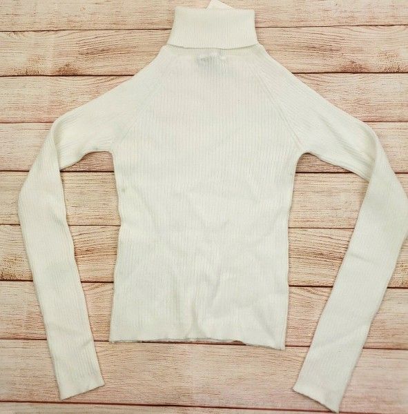 Ambience White Ribbed Turtleneck Sweater Top White Long Sleeve Girls Youth Size M Medium