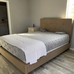 Queen Bed