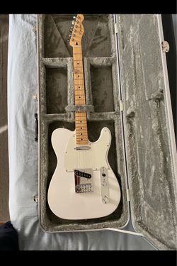 Fender Player Telecaster Polar White W/Case