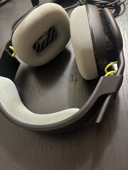 Gaming Headset with Fabric Ear Pads