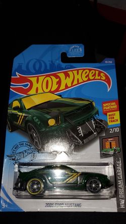 2005 Ford Mustang Hotwheels