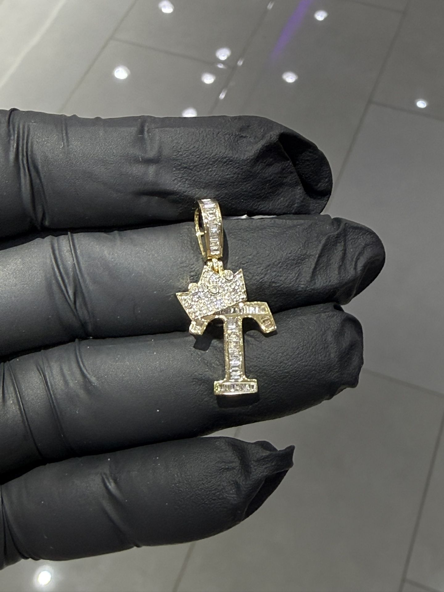 10k Gold Initial With A Little Less Then 1ct