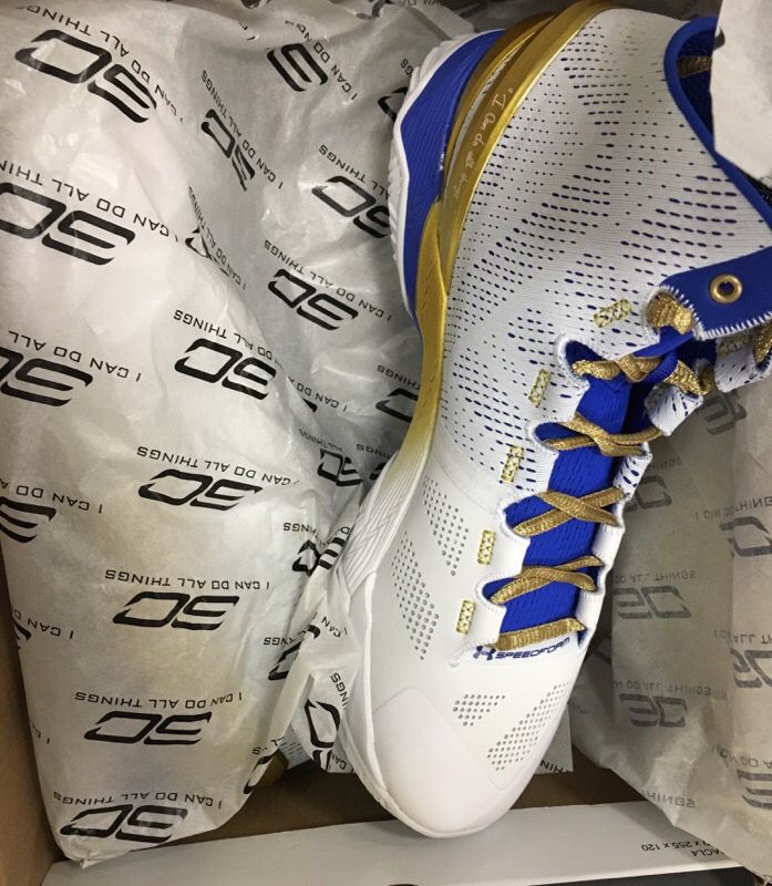 Curry 2 gold rings