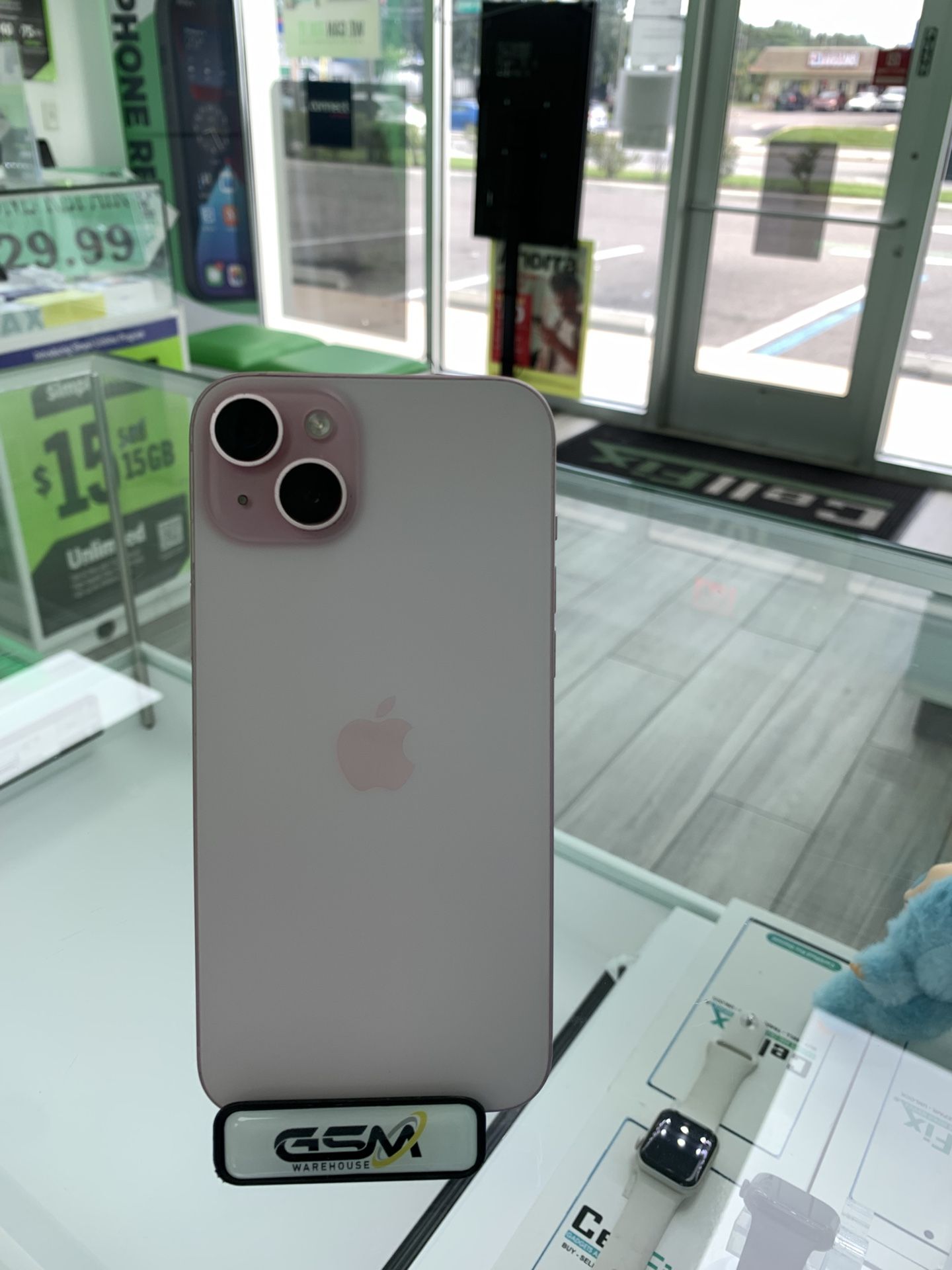 iPhone 15 Unlock 