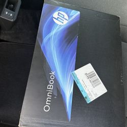 HP OmniBook X Flip 16” Touchscreen Laptop in excellent condition. Fast, powerful, and perfect for work, school, or everyday use. Flip design allows yo