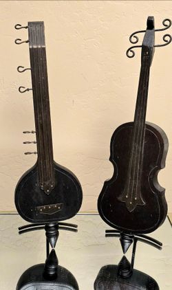 Hand crafted violin  and sitar