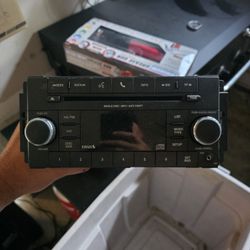 Chrysler, Dodge, Ram, Jeep Head Unit P(contact info removed)5ac