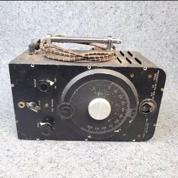 AIRCOM INC brand

Vintage 1940's WWII Era Crystal Radio Frequency Meter

Model S4

**Selling As-Is,**