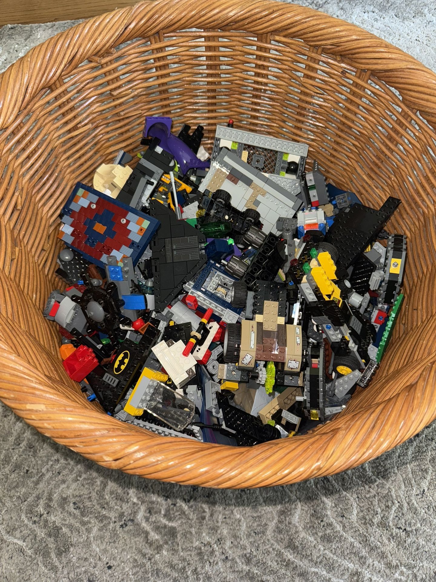 Lego Lot #1 (Bin Of Legos 10 Lbs)