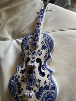 Delft Blue Porcelain Violin