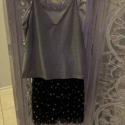 Brand new in box scientific atomic clock projects on ceiling