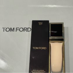 Tom Ford Shade and Illuminate Foundation
