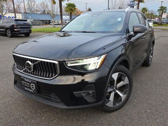 2023 Volvo XC40