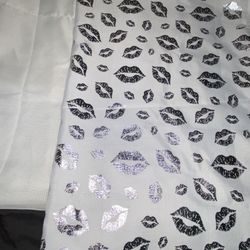 Lips shower curtain