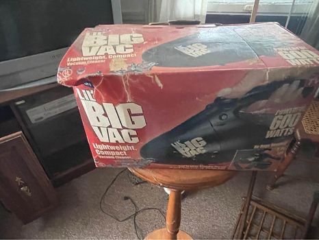 Mini vacuum