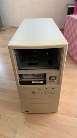 Retro PC With beige case/power supply/Pentium Processor
